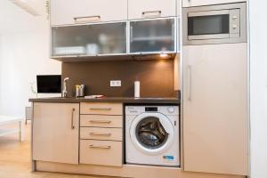 Moderno Estudio Junto Al Río