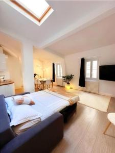 Champs-Élysées Montaigne luxe