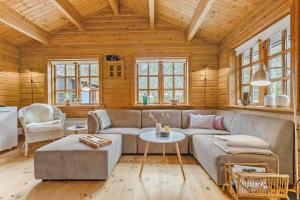 TV1582-Albaek-Lyngstien-6-B