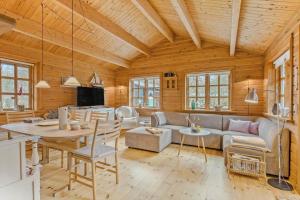 TV1582-Albaek-Lyngstien-6-B