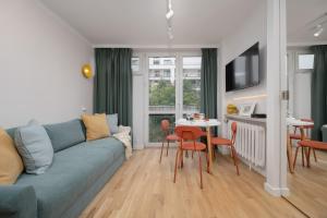 Grzybowska Warsaw Centre by Solarento