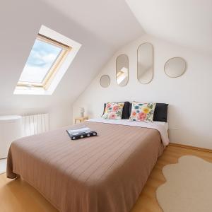 Roissy CDG, private room 4