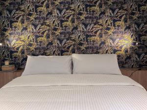 Juliet Suites I