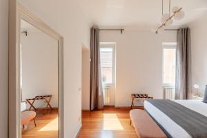 iFlat Spanish Steps Chic & Warming Hideaway