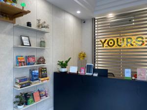 YOURS apartment-10stars-Phu Nhuan-Couple and Family homes