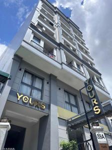 YOURS apartment-10stars-Phu Nhuan-Couple and Family homes