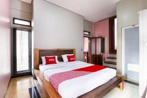 Hotel O Guest House Teras Waruga Syariah