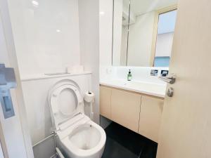 Siamese Residence Landmark MRTA Station Bangkok