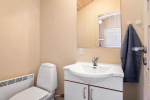 West-Coast Holiday House by the North Sea