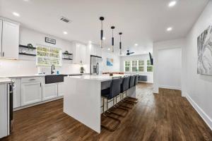 Fun 5BR Arcade+Pool Tbl Atlanta