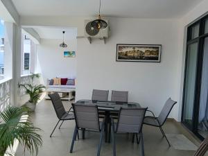 sea waves view nyali apartment