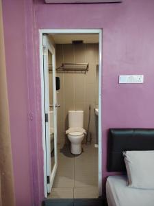 Newland Hotel by Ardens - Taman Pelangi, Johor Bahru