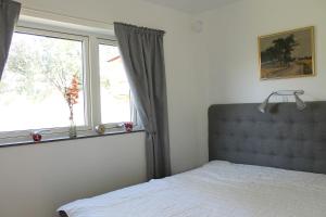 Gäststuga på landsbyggden utanför L Alstad