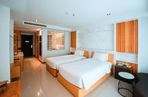 Welcome World Beachfront Resort