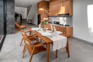 Brand New Villa- 3BR Central Canggu,5min to beach