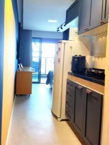 VAN GOGH-SE Studio privado com Rooftop, garagem, piscina aquecida