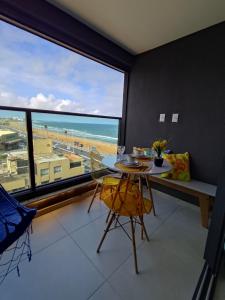 VAN GOGH-SE Studio privado com Rooftop, garagem, piscina aquecida