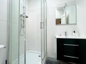 Palm - appartement 5 personnes - check in h24 - wifi