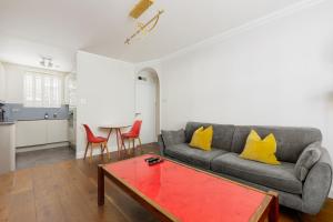 New! Cosy 2BR Flat in the Heart of Islington