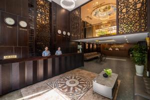 Palazzo Luxury Hotel & Bistro - Central My Khe Beach Walking Street