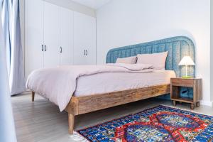 Riverside Square One, Two & Three Bedroom Apartment, Swimming pools, gym, workspace, Wonderiss Homes Westland Living