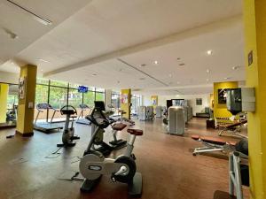 Specious 1 Br In Royal Amwaj Residences South