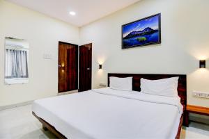 Hotel O Golden Sky