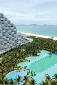 Lagoon Beach Of The Arena Cam Ranh - Free room upgrade