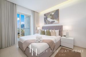 LUX The West Avenue Dubai Marina Suite