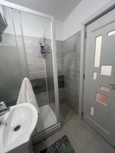 Kali Apartment near Center