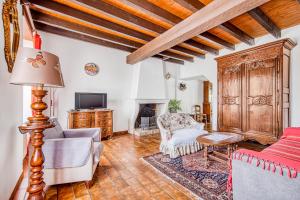 Maison Place de lEglise