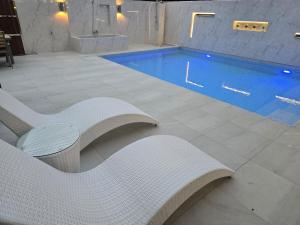 J-O-Y Private Pool Villa - Modern Design