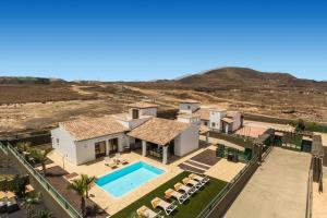 Villa Sherry II by Villa Plus