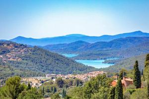 Villa Alto by Villa Plus