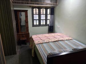 GF 2BHK 10 Mins from Airport CCTV Grills