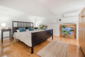 Wellness Wonderland Garden, Sauna, Jacuzzi in CBD