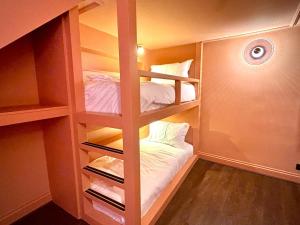 Poole Quay Apartment - Perfect Location - Beatiful Roof Terrace - Free Parking