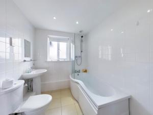 Bright 2 Bedroom Apartments in Marston, Near John Radcliffe Hospital & University Parks