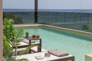 Rodakino Mare,Beachfront & Cretan Meals by etouri