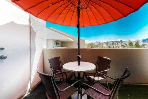 Plaza Villa Downtown Condo - 2877