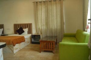Satyam Guest House