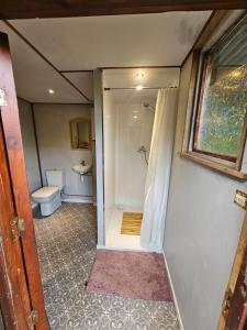 offgrid showmans caravan