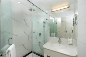 Park Inn by Radisson New Delhi IP Extension