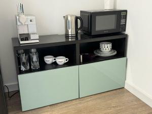 Delightful Self Contained Garden View Retreat