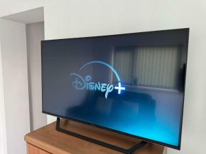 Delightful Self Contained Garden View Retreat