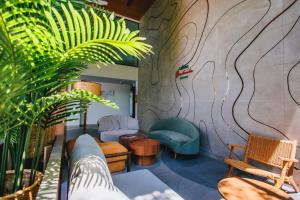 Beachside 1 BR apartment by NLA