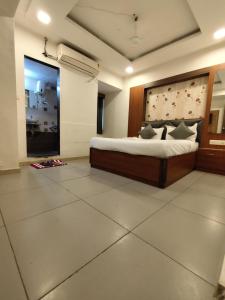 hotel anupam