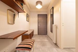 "Sunny & Stylish Apartment in Koukaki,Athens"