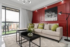 Cesys Westlands residence