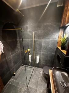 INDIVIDUALliving 2 zimiski central